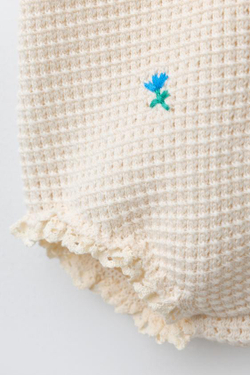 ZARA КОМБИНЕЗОН С ВЫШИВКОЙ ЦВЕТОВ И КРУЖЕВОМ, ЭКРЮ