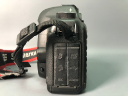 Canon 5D Mark II 429043 кадров пробега, нет экрана