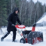 GEOS by AL-KO Snow Line 560 снегоуборщик бензиновый 5.5 л.с, ковш 56 см, выброс 12 м, 5 вперед/2 назад 212981