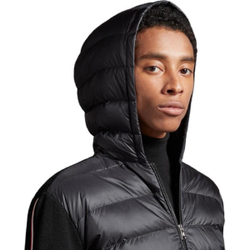 Куртки Moncler, I20919B00008M1131999