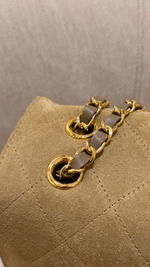 Chanel Maxi Flapbag 32 cm