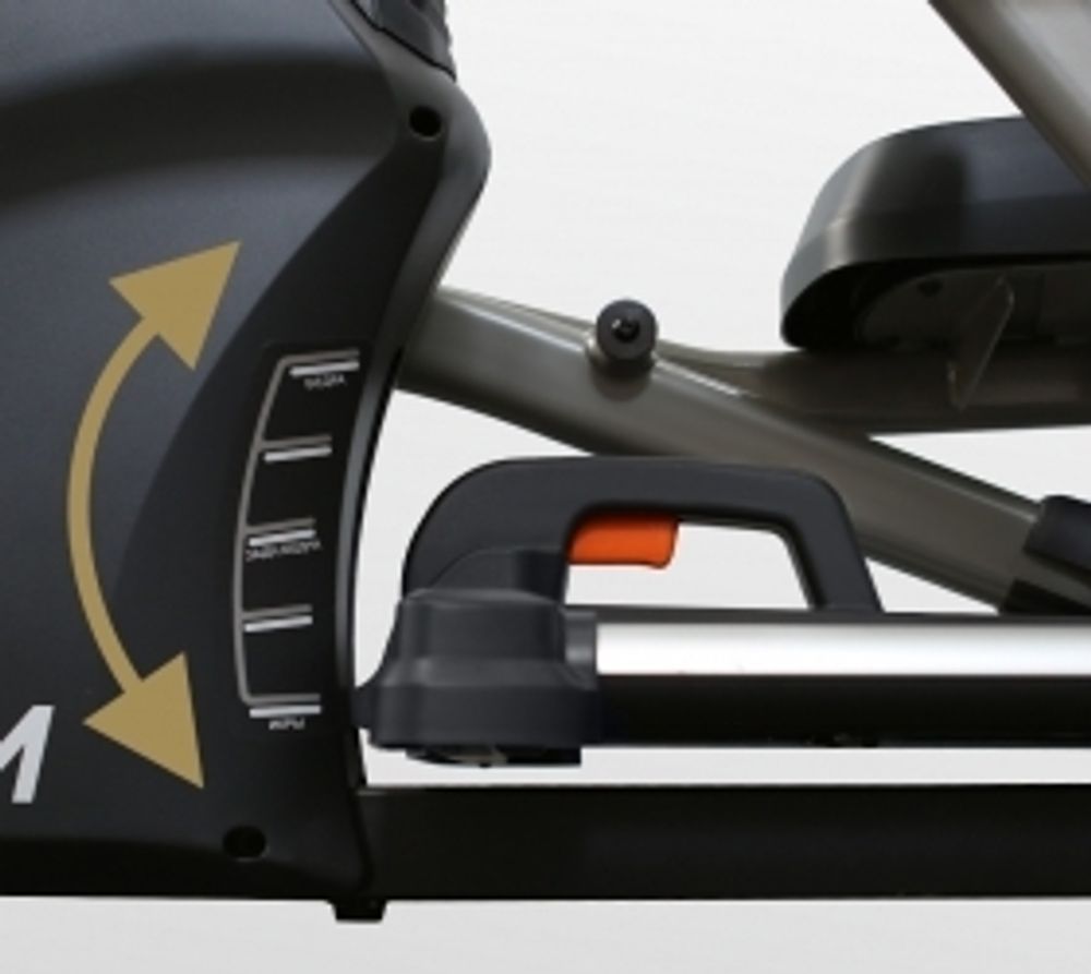 Эллиптический тренажёр BRONZE GYM X800M