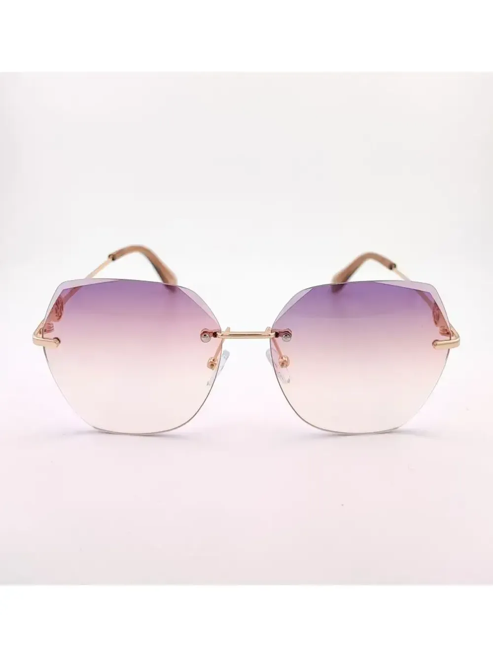 Очки солнцезащитные