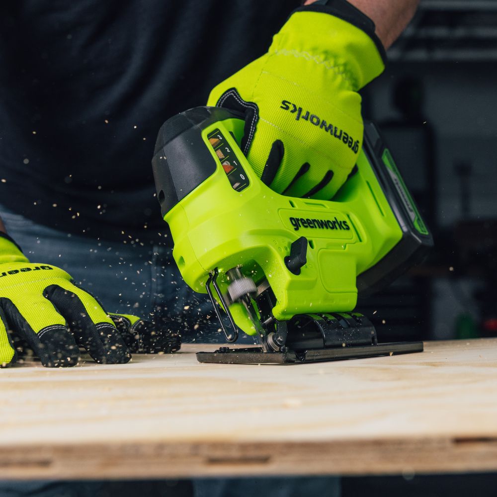 Лобзик акк. Greenworks GD24JS90, 24V, б/щет, 90 мм,0-3000/мин,4 ст.маятник,LED,1х4Ач,ЗУ,кор (3601707CUB)