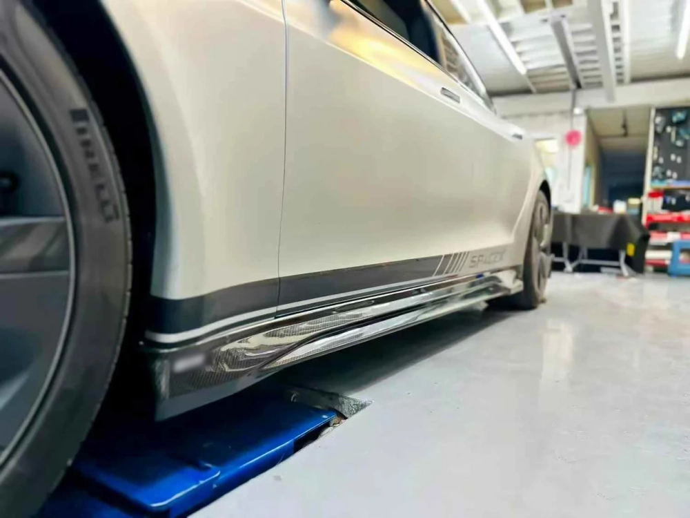 Карбоновый обвес для Tesla Model S Refresh 2021+ Тесла С диффузор губа переднего бампера боковые юбки