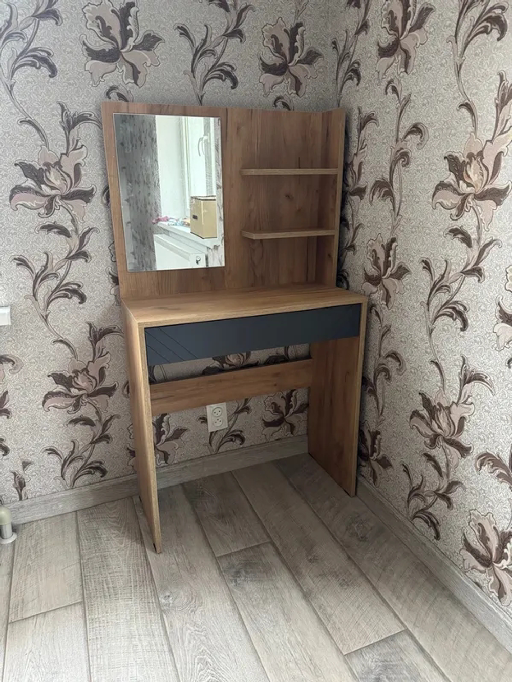 Стол туалетный с зеркалом «Байкал» Графит