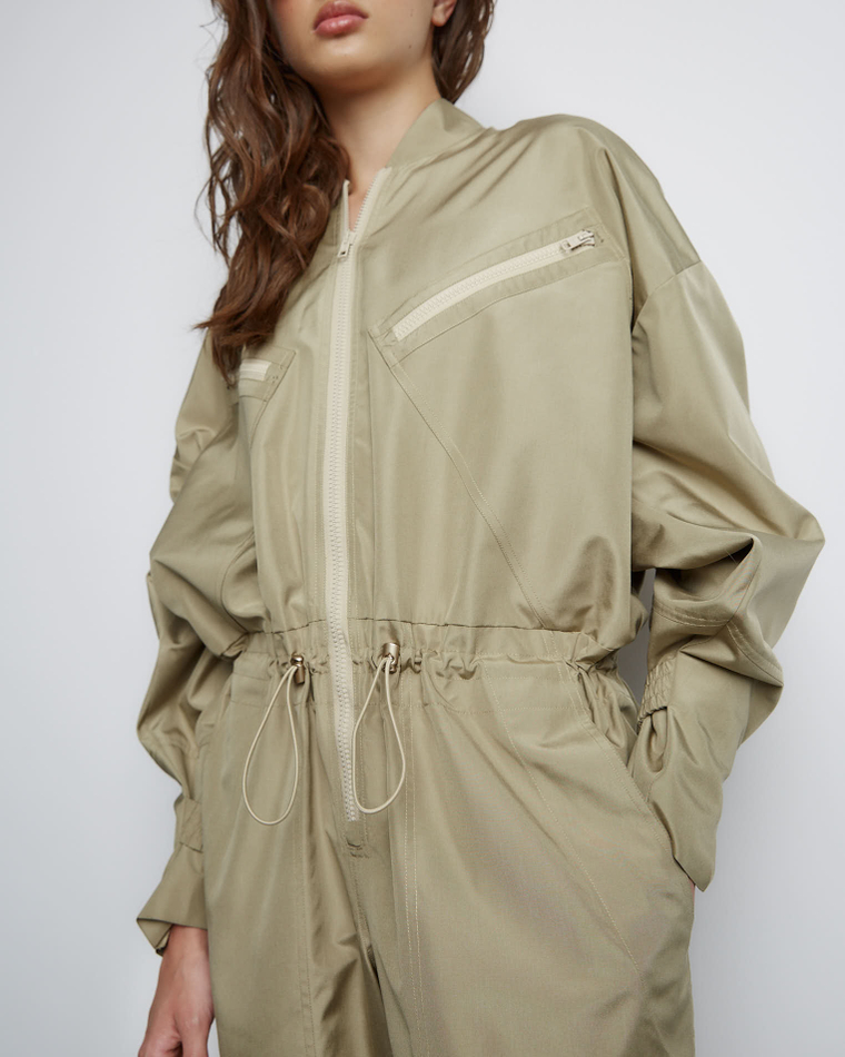 Комбинезон из шелка хаки