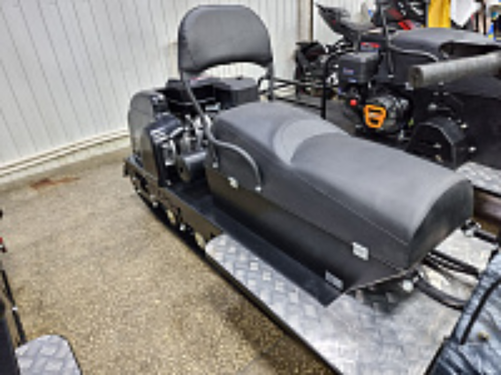 Миниснегоход Бурлак-М Егерь Стандарт 17 л.с. эл.запуск