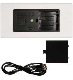 ЯЛ-07-21/11 Часы электронные бол. треугольные (белые с зеленым циферблатом)