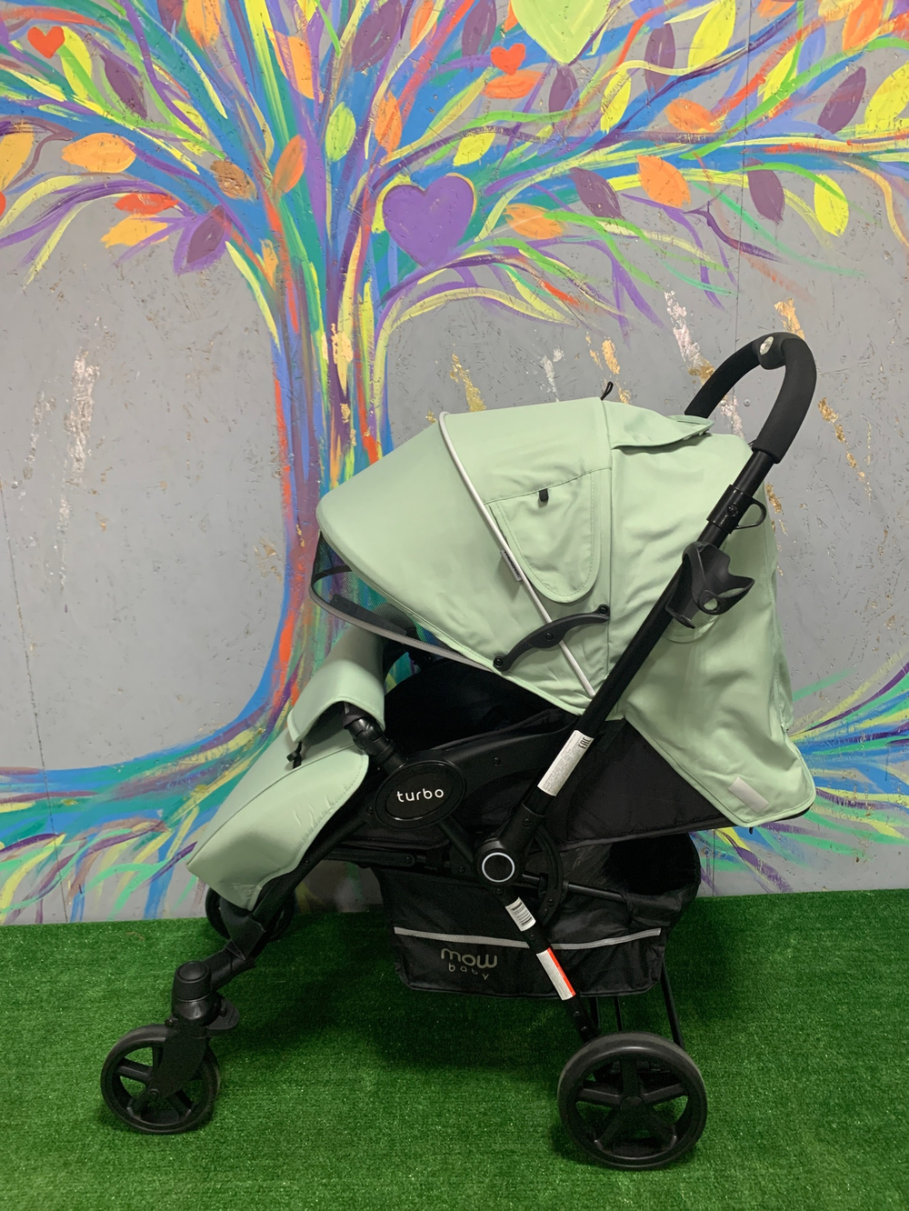 Коляска детская MOWBaby "TURBO" MB020 Mint