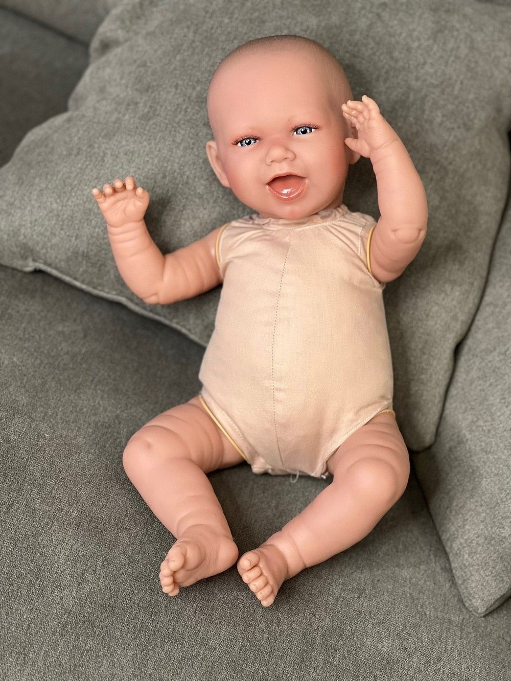 Кукла Llorens мягконабивная 42см Mimi (74070)