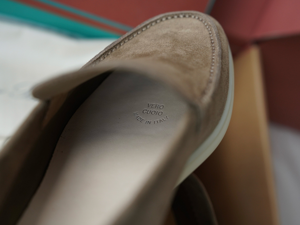 Классические замшевые мокасины