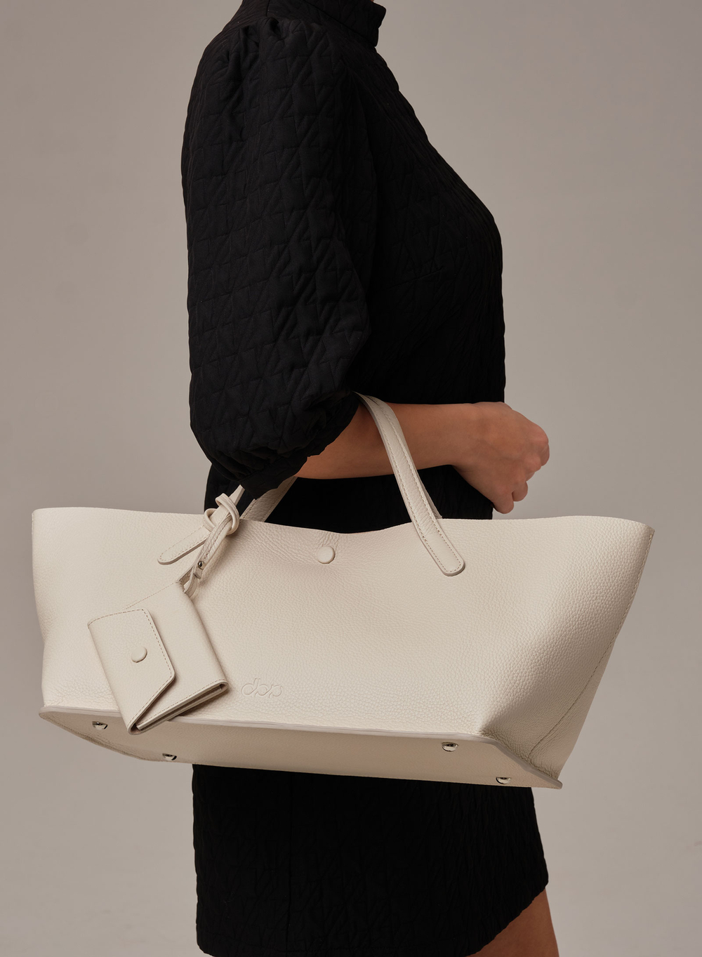 Кожаная сумка Dari DBR 31136 светлый крем