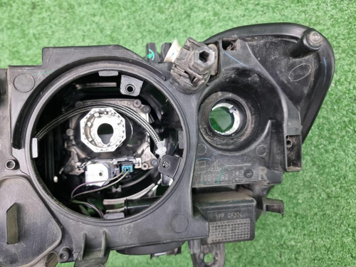 Фара правая BMW X3 F25 (2010-2014) Ксенон
