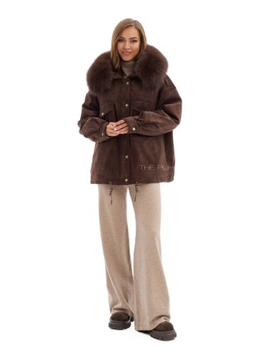 Объемная парка шоколадного цвета из замши