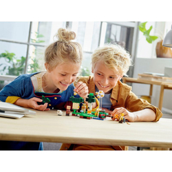 Конструктор Lego Minecraft 21165 Пасека