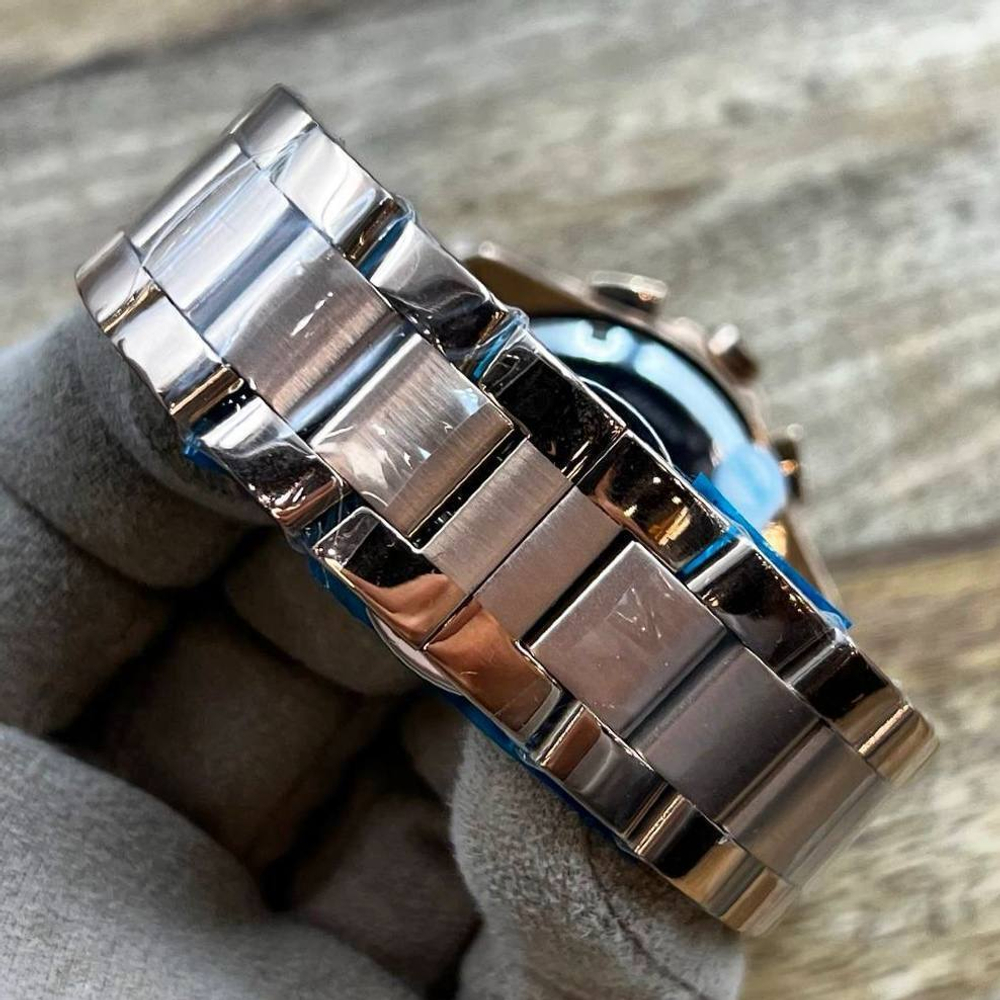 Часы Rado