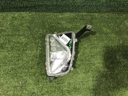 ПТФ левая Toyota Prius W50 (2015-2018)