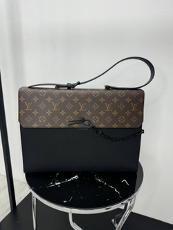Портфель Louis Vuitton