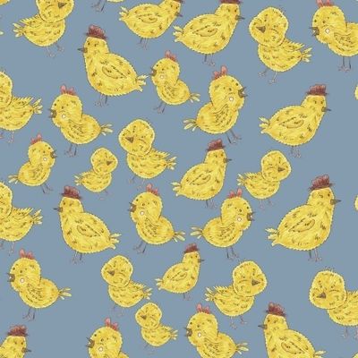 Милые цыплята на сером фоне