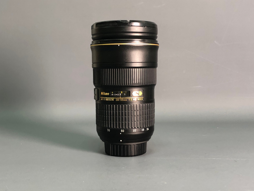 Объектив Nikon 24-70mm 2.8G ED заедает зум