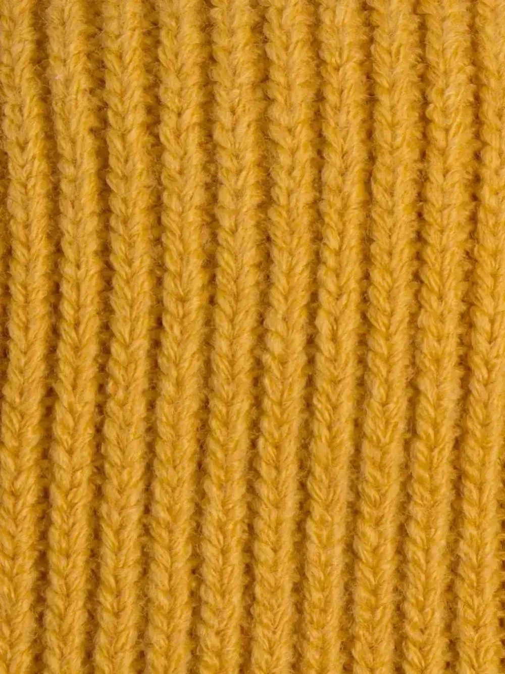 Шапка вязаная демисезонная с ушками