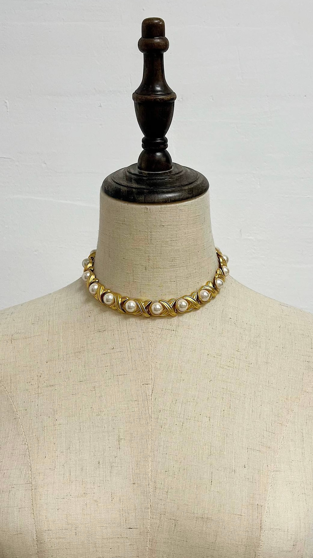 Чокер с «жемчугом»