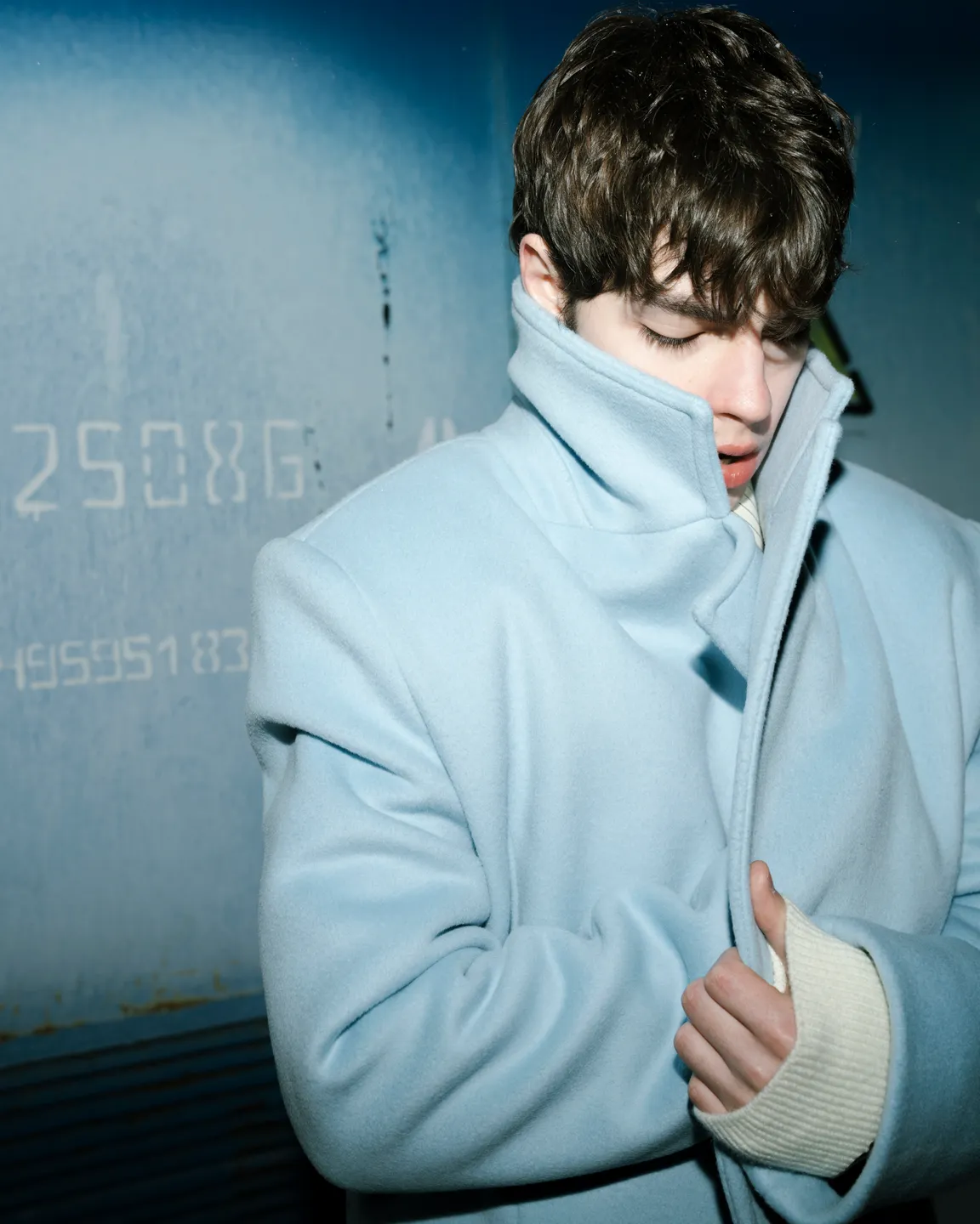 Голубое пальто 