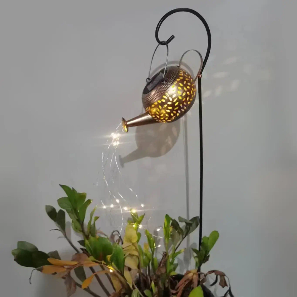 Светильник дачный на солн.батерее «Чайник Лампа» 27*15*10 см, 37 ламп LED (6 нитей, длина 55 см, подставка 79 см), Теплый белый