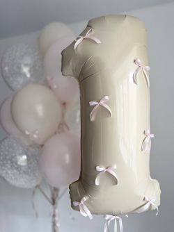 Шарики для дочки на годик пастельные тона снег/бантики/песок/пыльная роза №5193