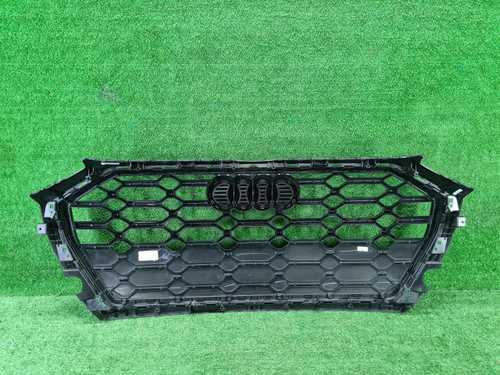 Решетка радиатора Audi Q5 2 80А (2020-н.в.)