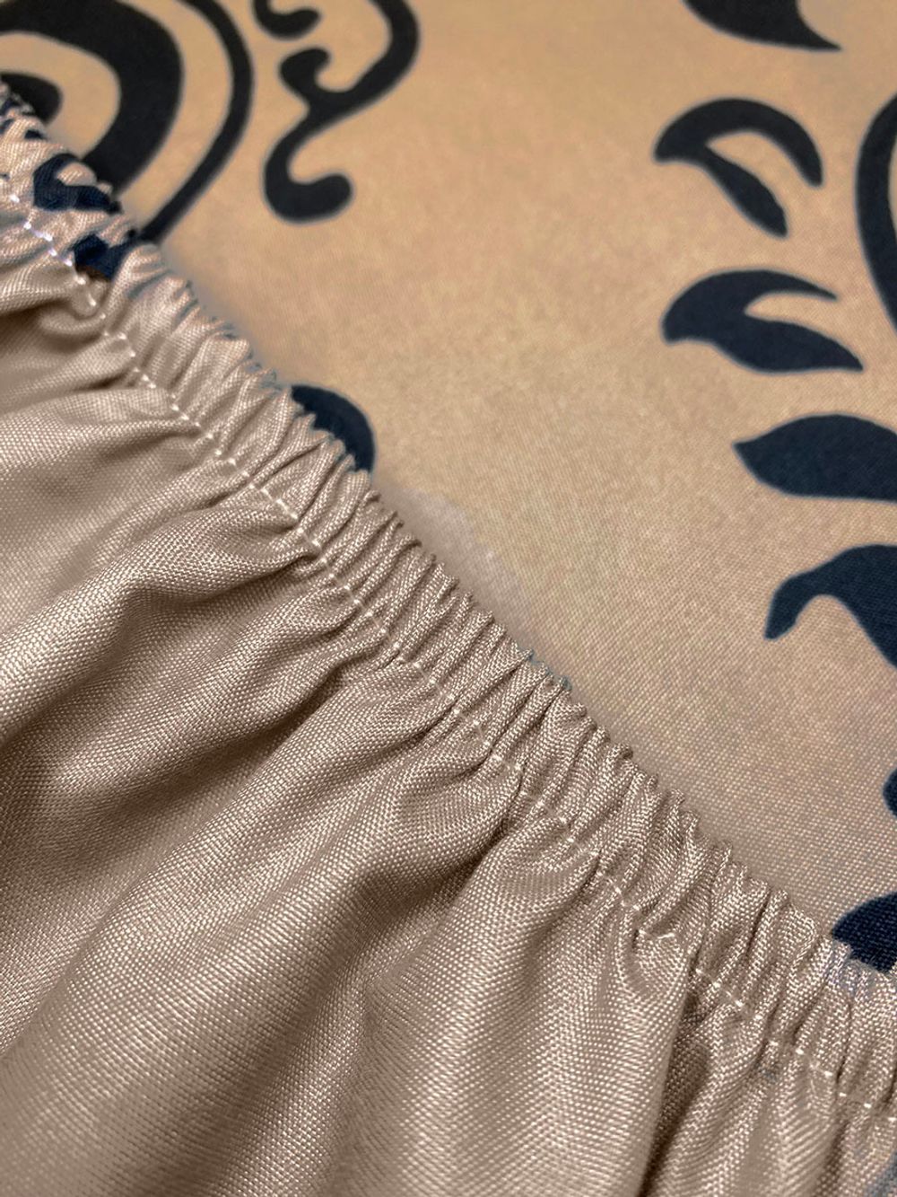 Постельное белье полисатин Simple House "Акант" 2-спальное Наволочка 50х70 см 2 шт Простынь на резинке 160x200 см Пододеяльник 175x215 см