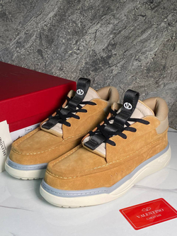 Кроссовки Valentino