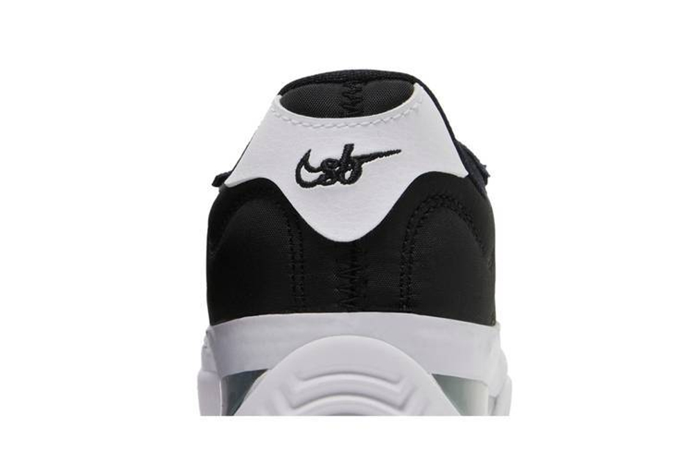 Кроссовки Nike Brsb