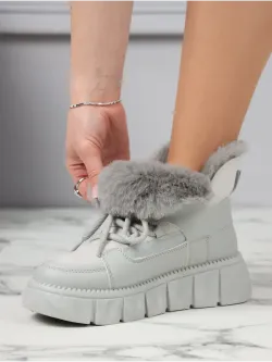 Зимние ботинки на платформе