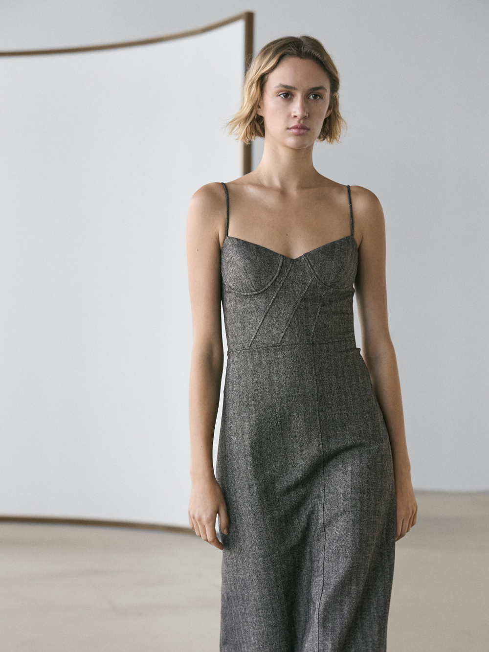 Massimo Dutti Платье миди на бретелях, маренго