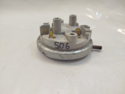 506 Датчик уровня воды (Прессостат) для стиральной машины Indesit Ariston JPD4-592 175/95 215/115 б/у