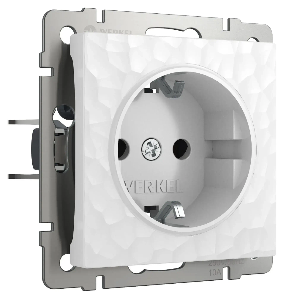 Розетка с заземлением Hammer (белый) W1271001