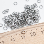 Колечки соединительные, сталь, диаметр 4 мм, толщина 0,7 мм, цена за набор 2 грамма