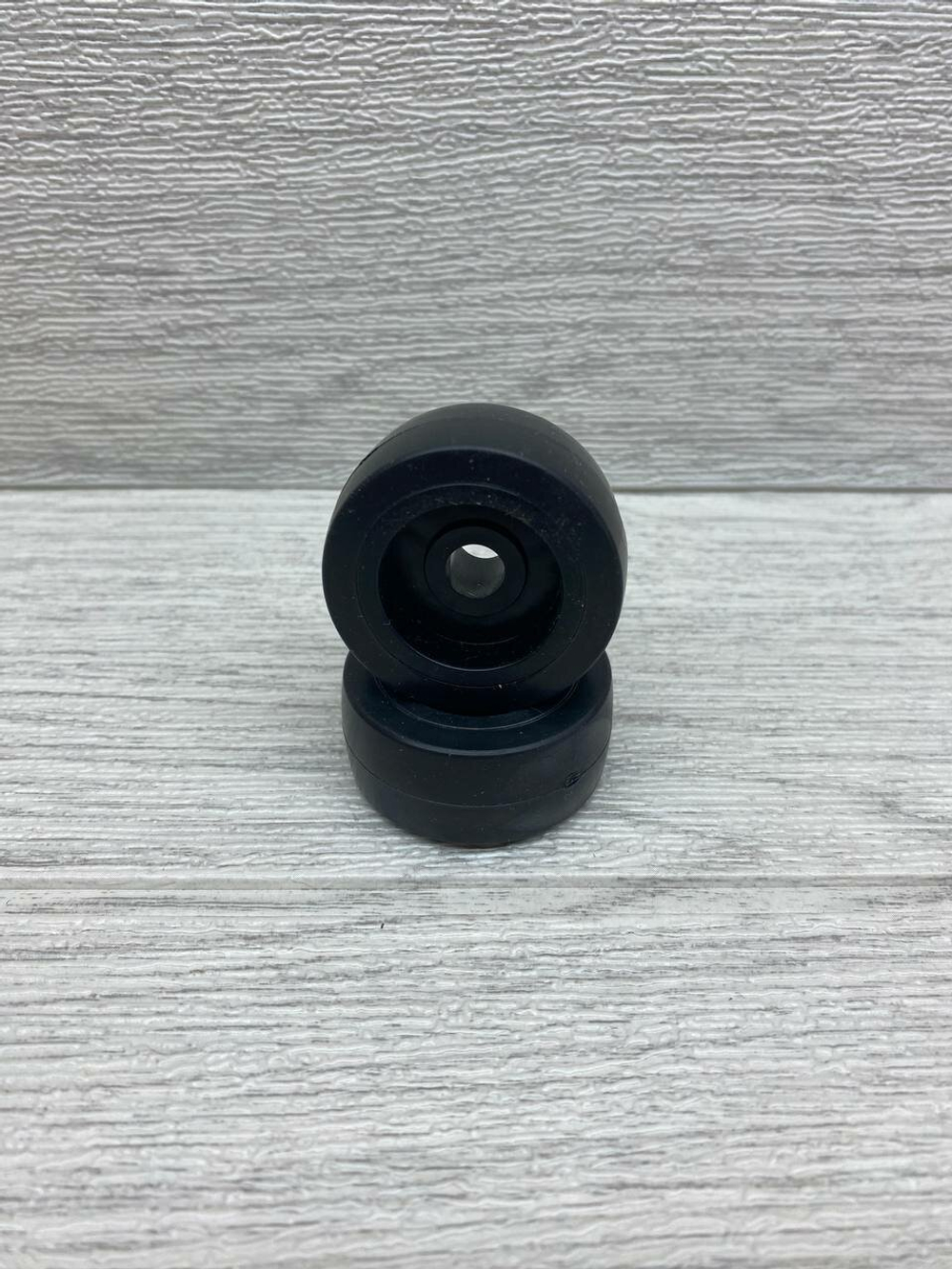 Колесо для мебели ролик для дивана диаметр 40 мм отверстие 8 мм 2 шт