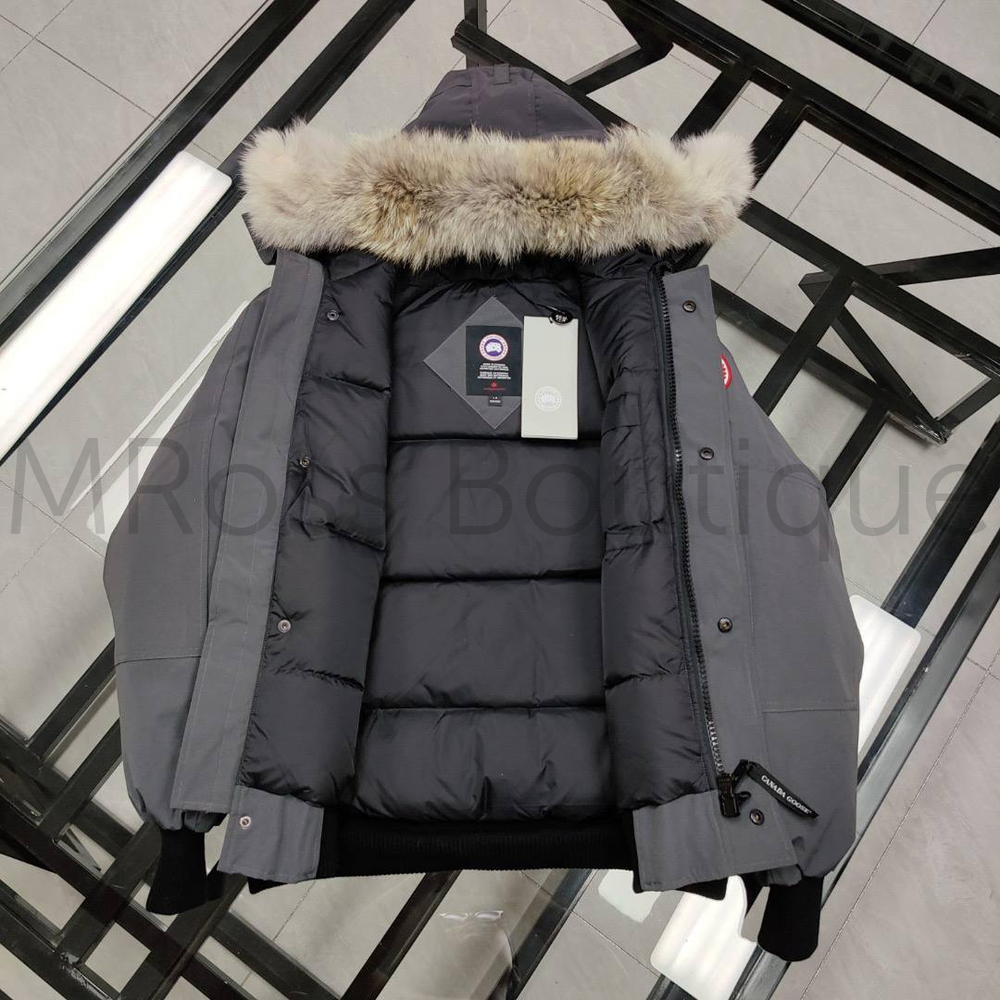 Куртка Canada Goose Chilliwack серого цвета