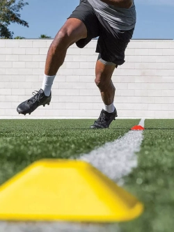 Фишки для детей футбола конусы мини