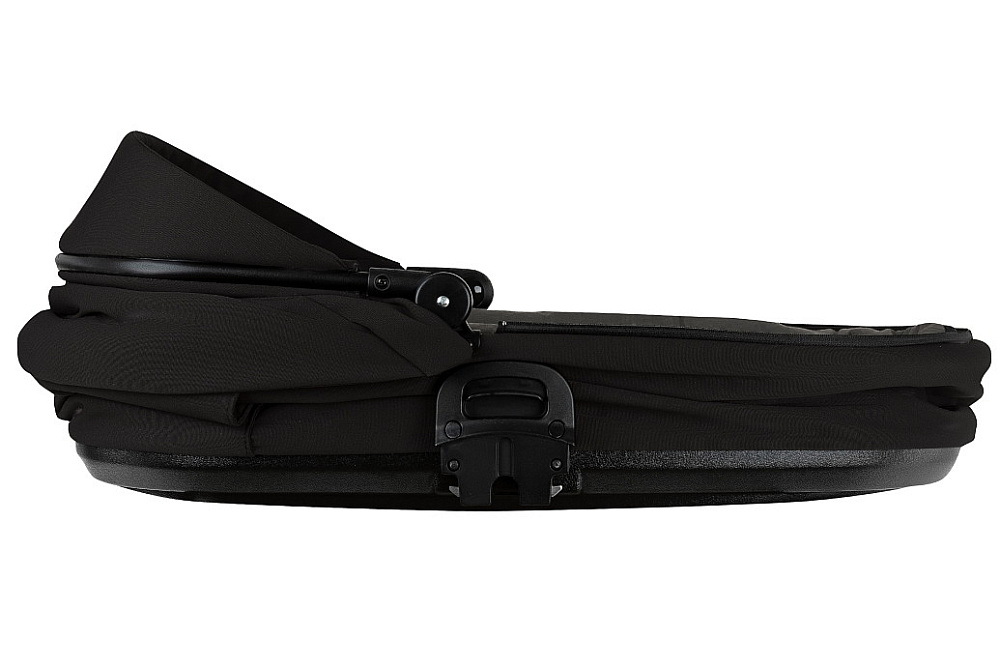Детская коляска Roan Sol 2.0 3 в 1 с автокреслом Pituso Baesa Pro Black,Beige Canopy SLL/30/T Caviar Black/Black/руч.Black