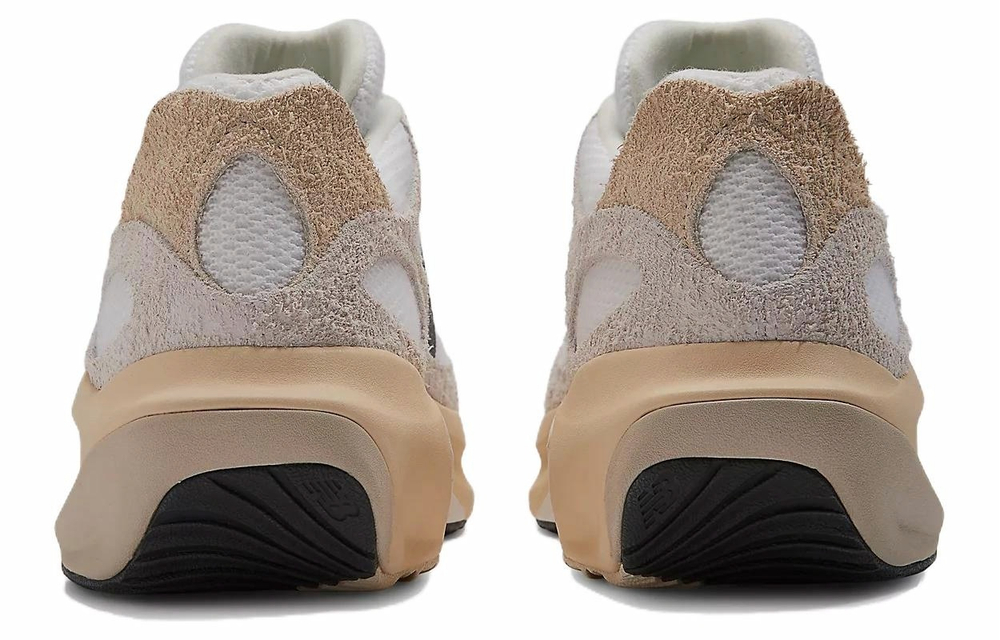 Кроссовки New Balance Warped Runner