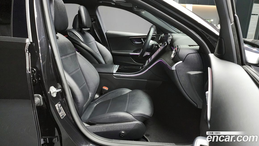 Mercedes-Benz C-Class W206 C200 Avangarde (12.2022)