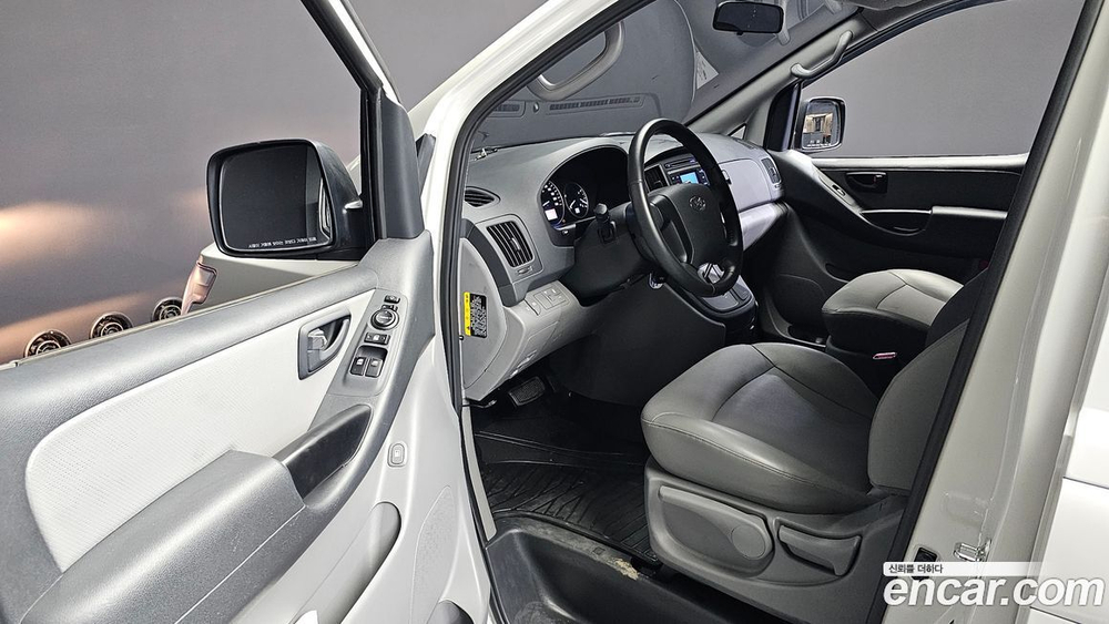 Hyundai The New Grand Starex Van 5인승 (12.2020)