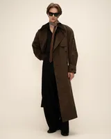 Коричневый тренч 