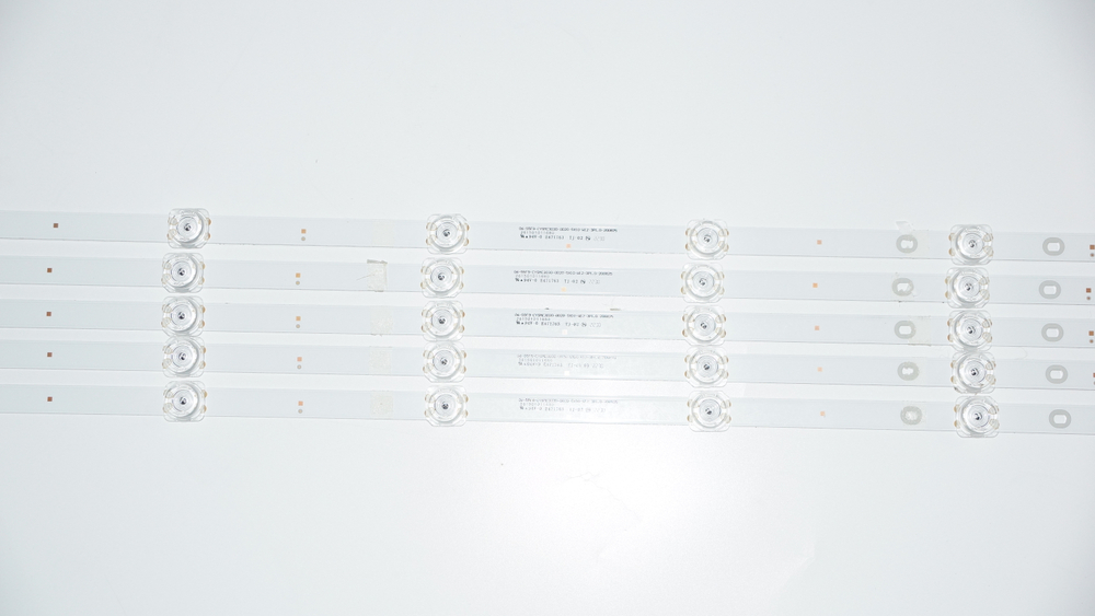06-55F9-CYSMC3030-0D20-5X10-W12-3P1.0-200825 комплект LED - подсветки