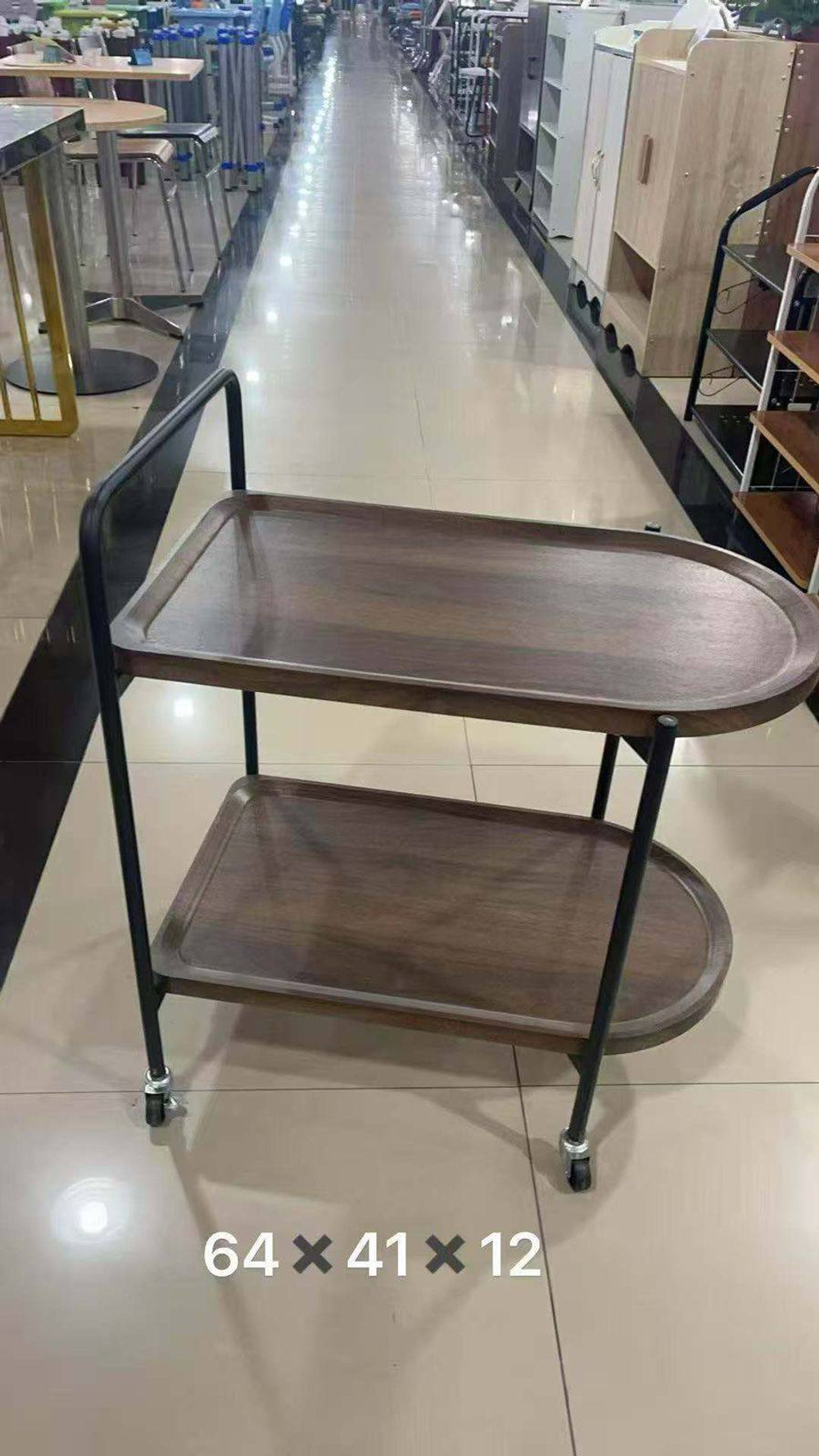 Передвижная сервировочная тележка