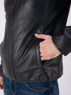 Кожаная куртка демисезонная